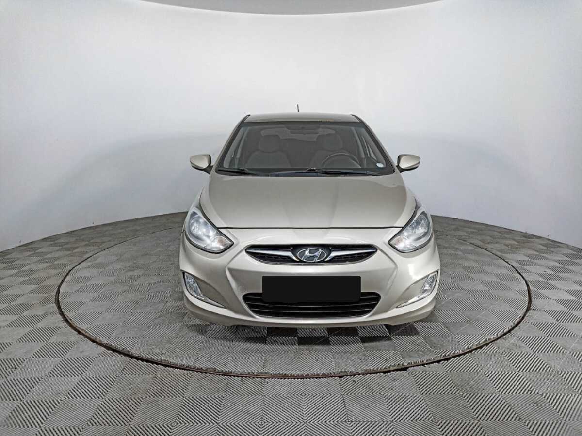 Hyundai Solaris 2012 года с пробегом. Фото: #1