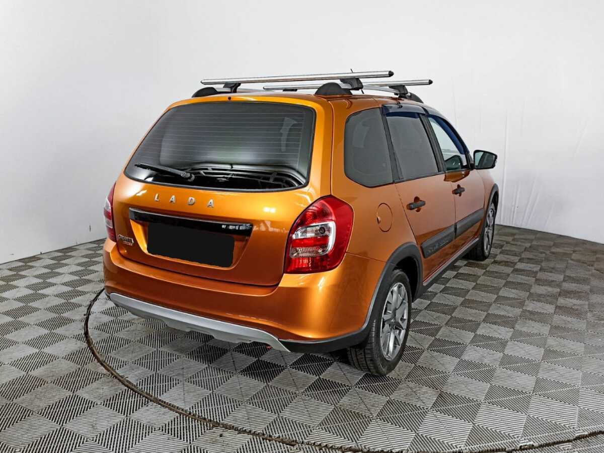 Б/У Лада (ВАЗ) Гранта 2022 года. Фото: #3