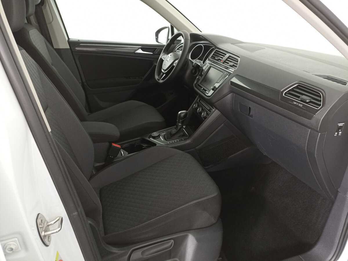 Volkswagen Tiguan 2017 года с пробегом. Фото: #8