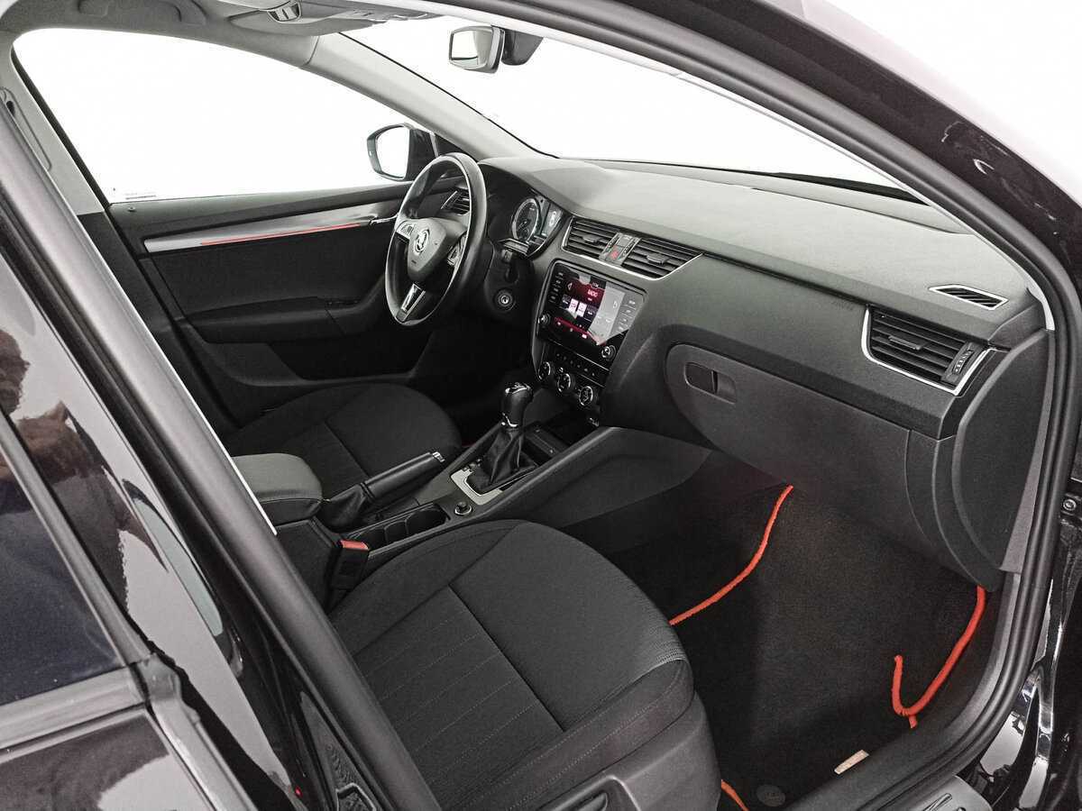 Skoda Octavia 2018 года с пробегом. Фото: #8