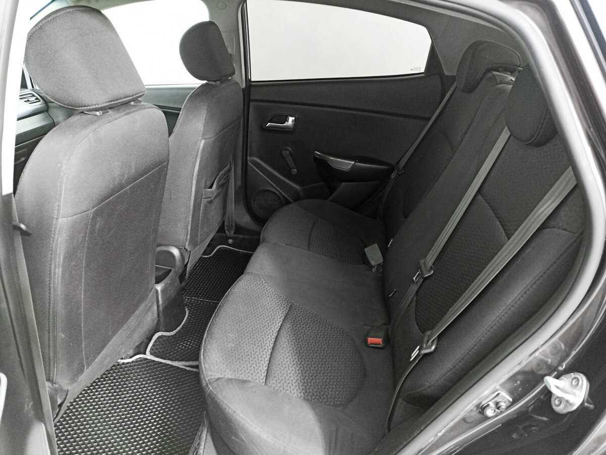Kia Rio 2015 года с пробегом. Фото: #9