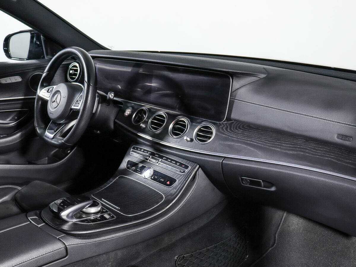 Mercedes-Benz E-Класс 2017 года с пробегом. Фото: #8