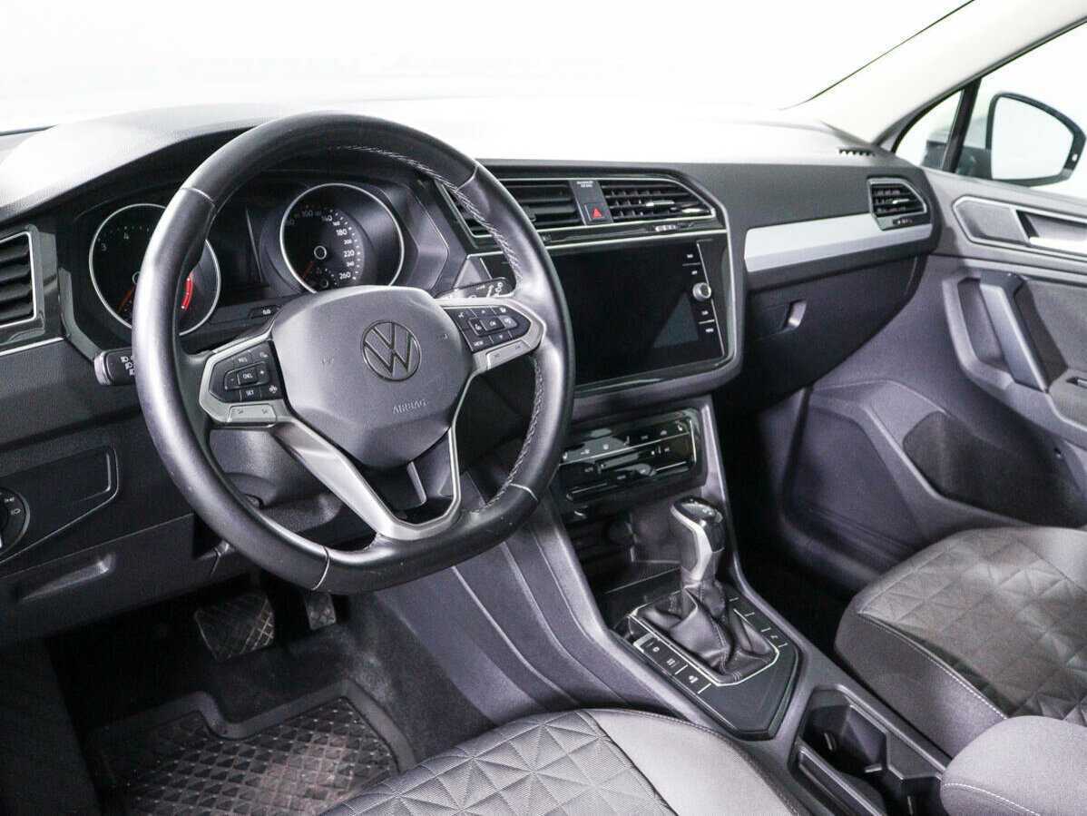 Volkswagen Tiguan 2020 года с пробегом. Фото: #11