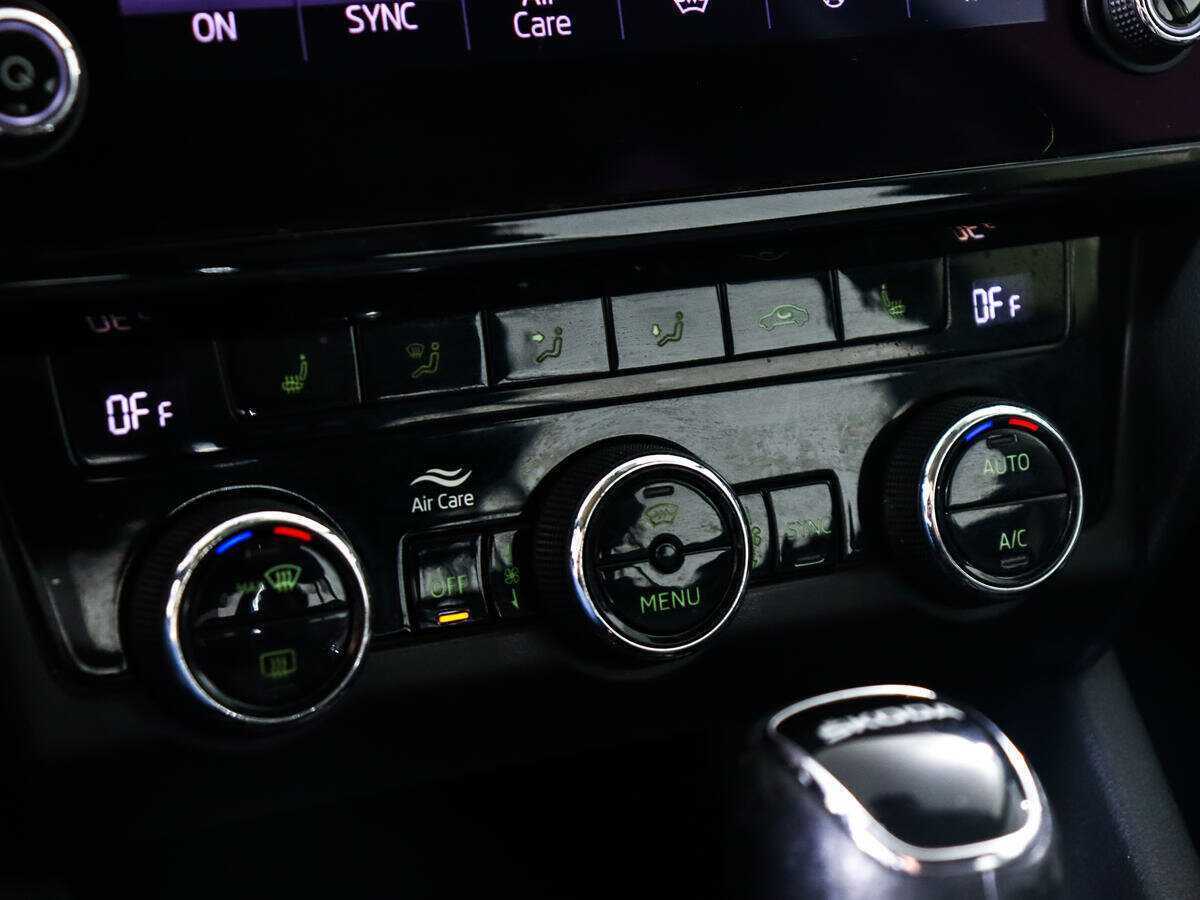 Skoda Octavia 2019 года с пробегом. Фото: #16