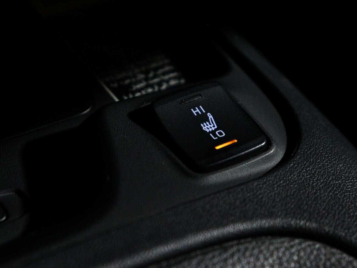 Toyota Corolla 2019 года с пробегом. Фото: #15