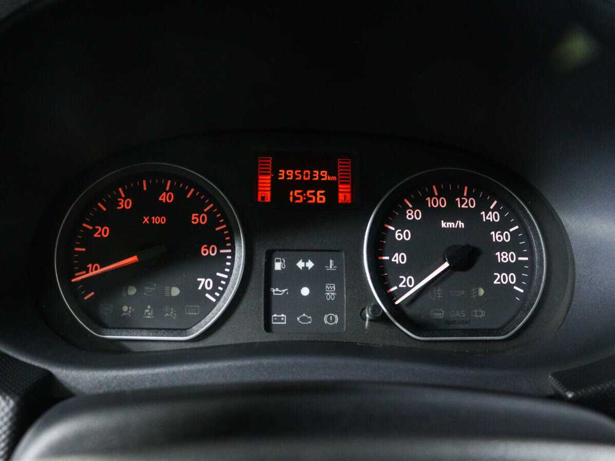 Б/У Рено Сандеро 2012 года. Фото: #10