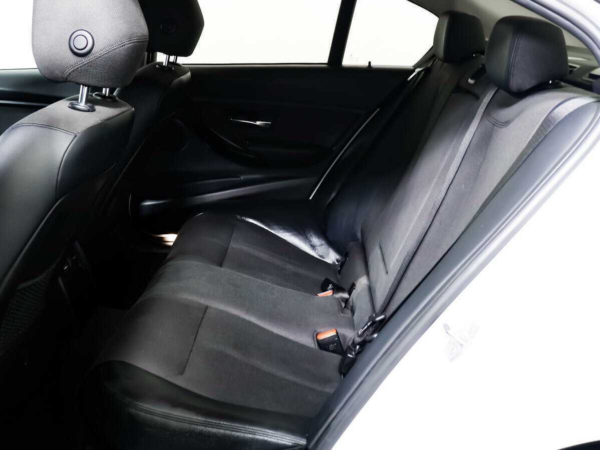 BMW 3 серии 2018 года с пробегом. Фото: #10