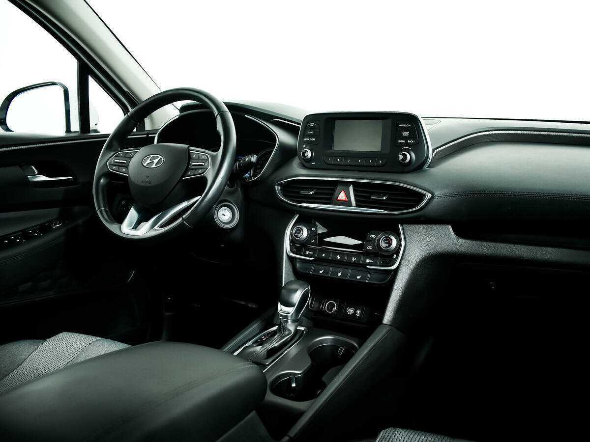 Hyundai Santa Fe 2019 года с пробегом. Фото: #6