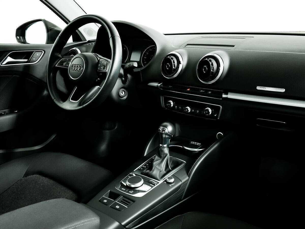Audi A3 2016 года с пробегом. Фото: #8