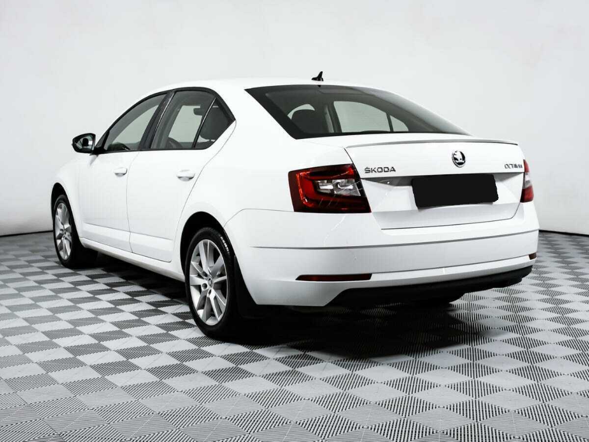 Skoda Octavia 2017 года с пробегом. Фото: #6