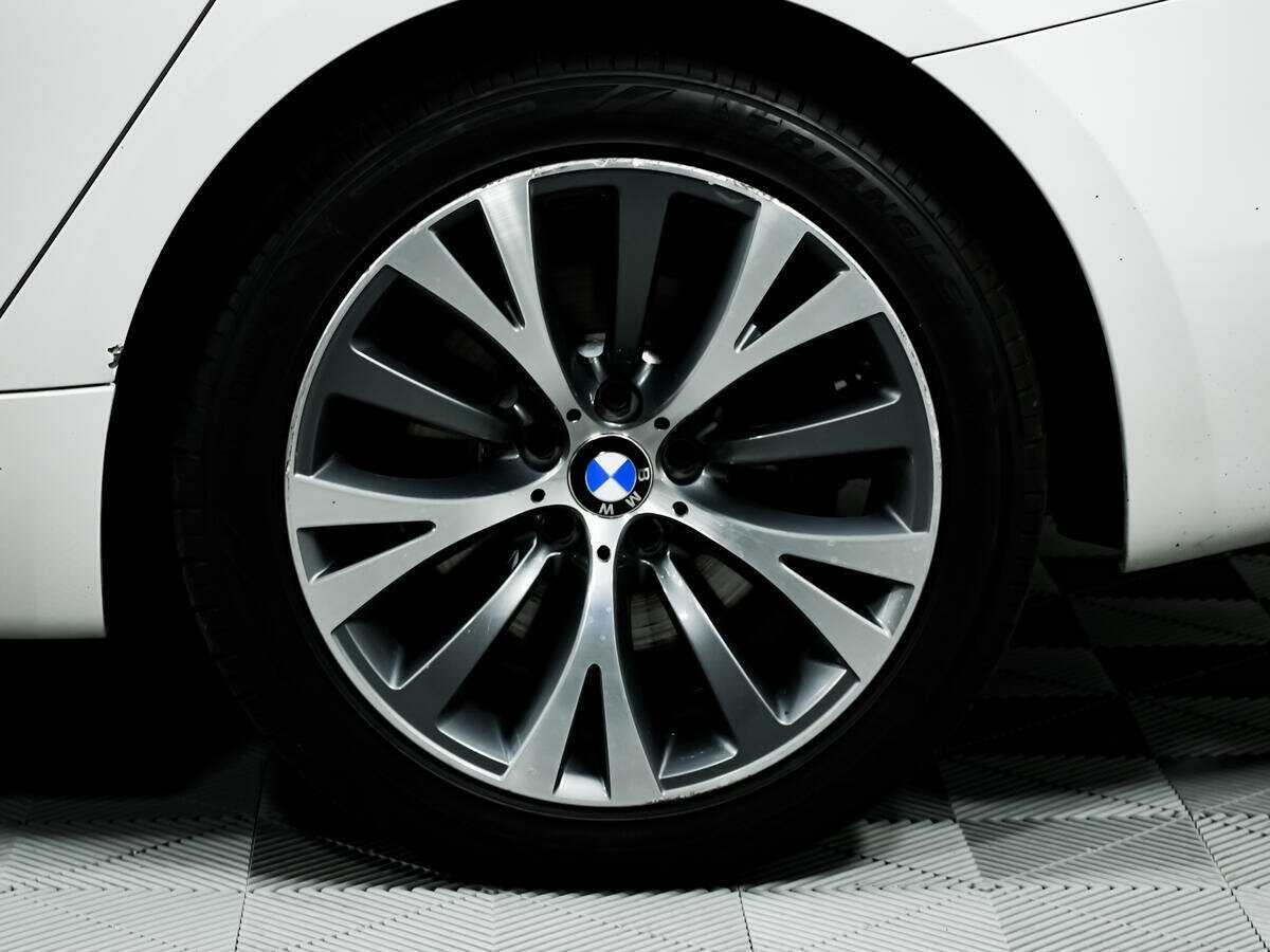 BMW 5 серии 2013 года с пробегом. Фото: #12