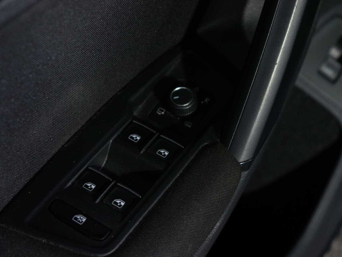 Volkswagen Tiguan 2017 года с пробегом. Фото: #17