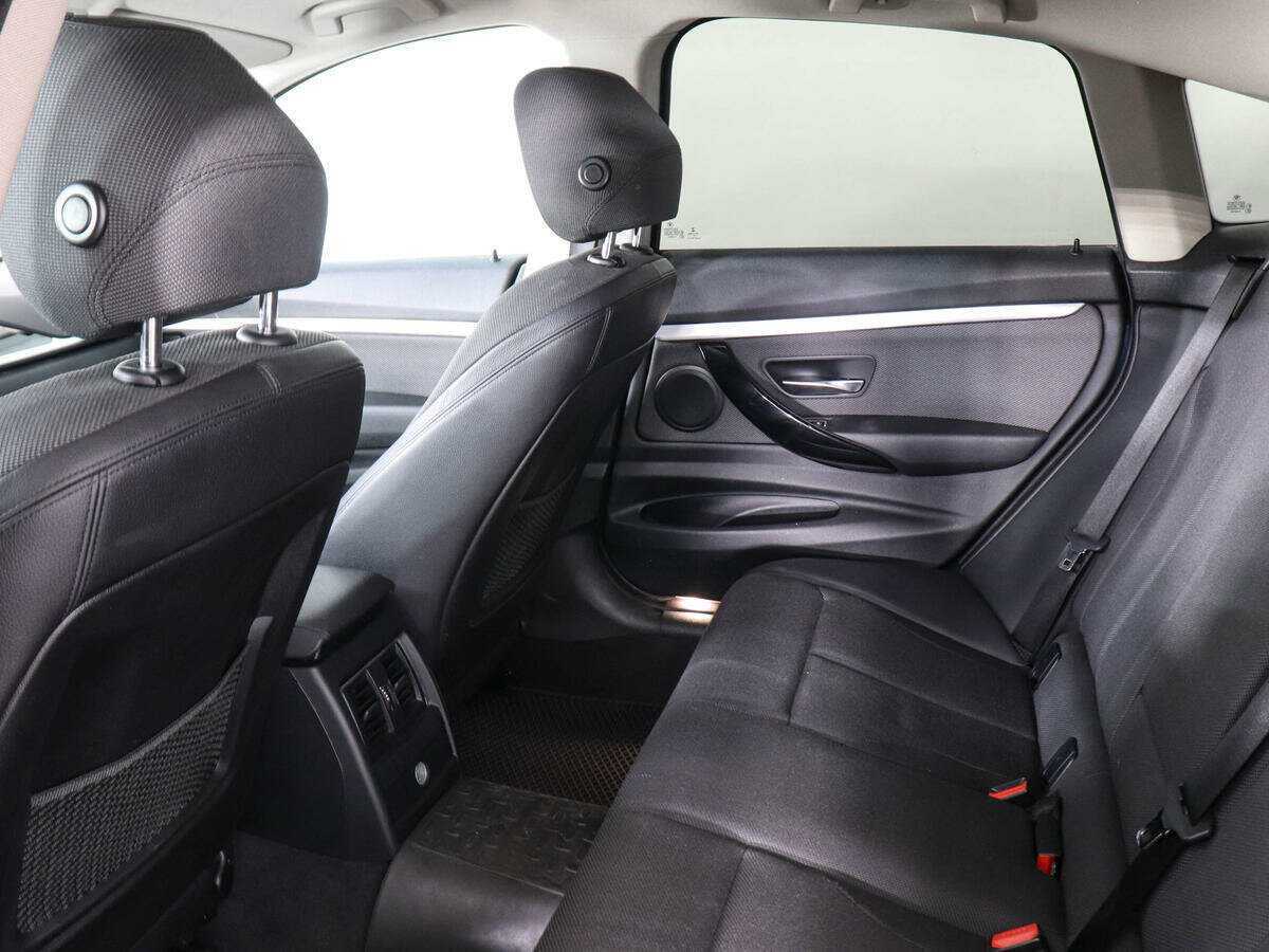 BMW 3 серии 2016 года с пробегом. Фото: #13