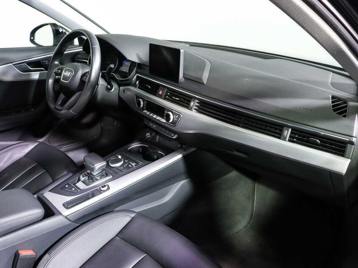 Audi A4 2018 года с пробегом. Фото: #6