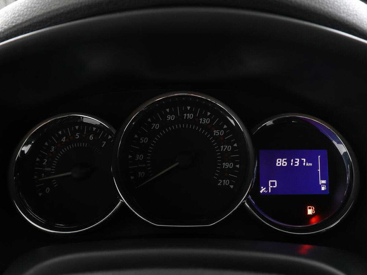 Renault Sandero 2016 года с пробегом. Фото: #10