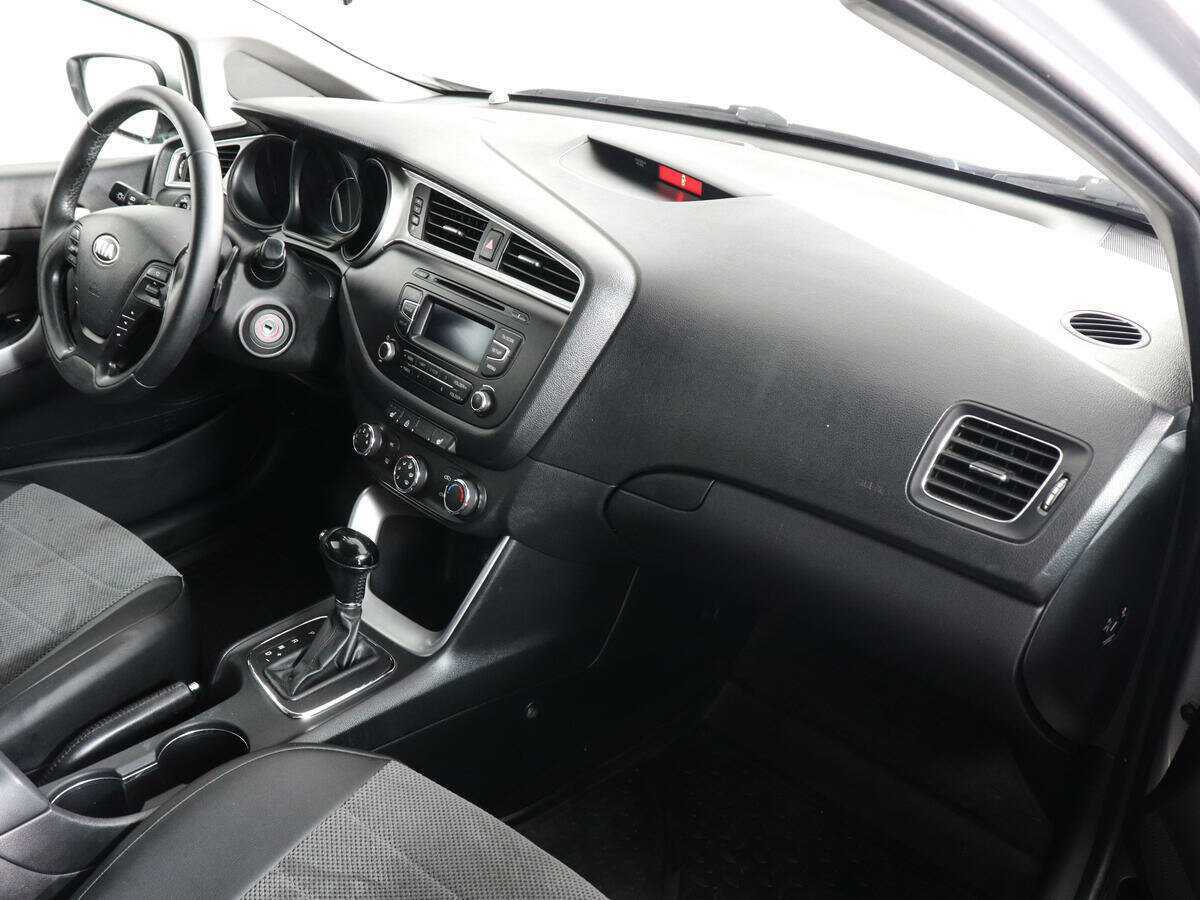 Kia Ceed 2015 года с пробегом. Фото: #9