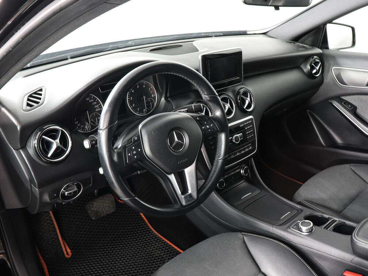 Mercedes-Benz A-Класс 2013 года с пробегом. Фото: #8