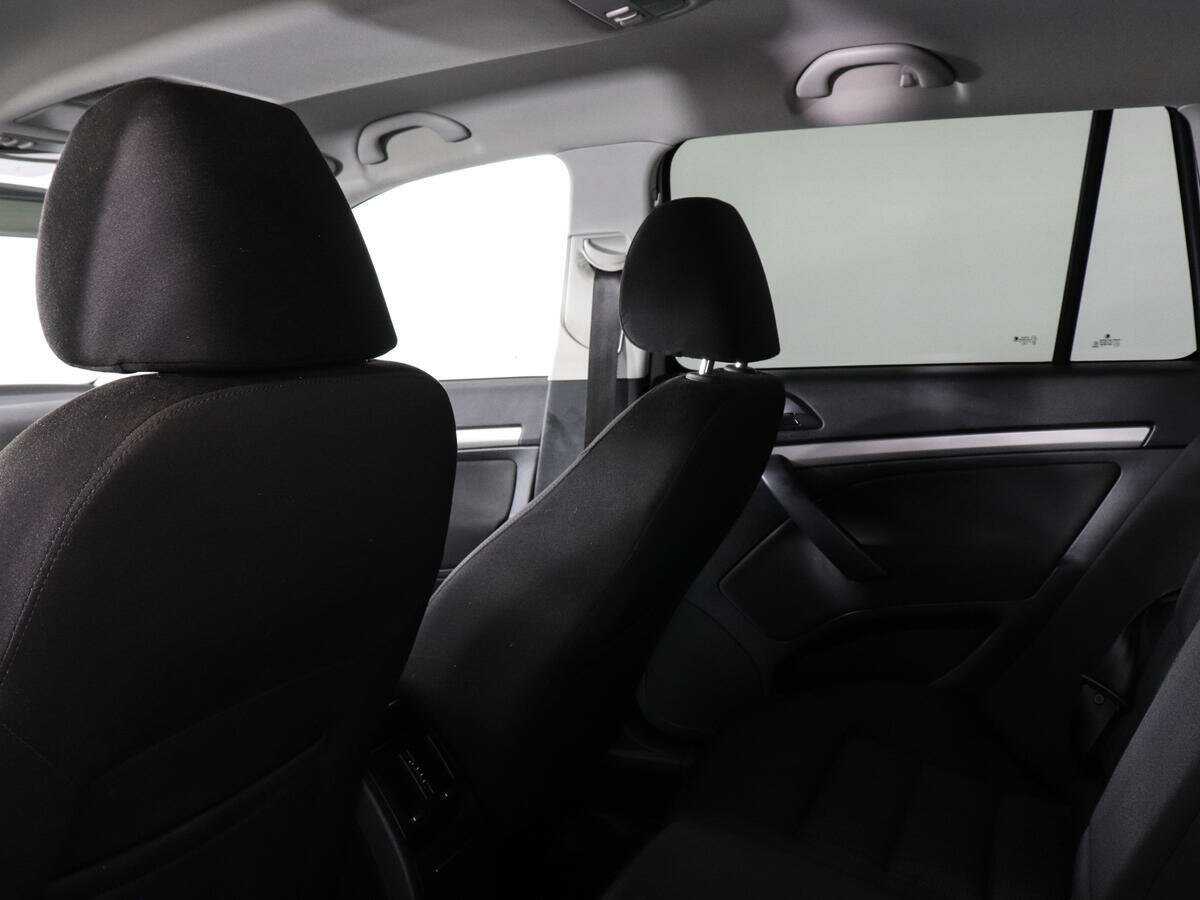 Skoda Octavia 2012 года с пробегом. Фото: #11