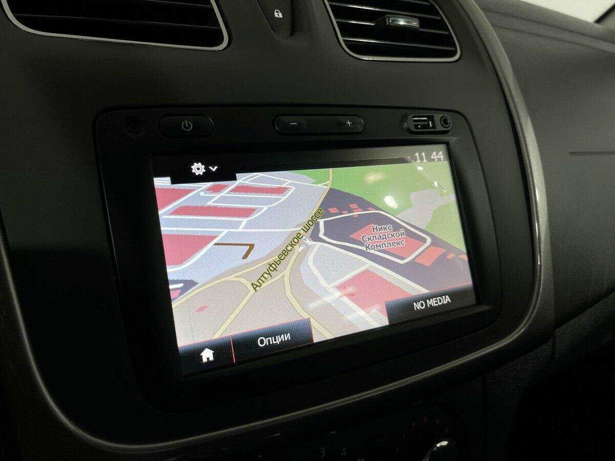 Б/У Рено Логан 2020 года. Фото: #12