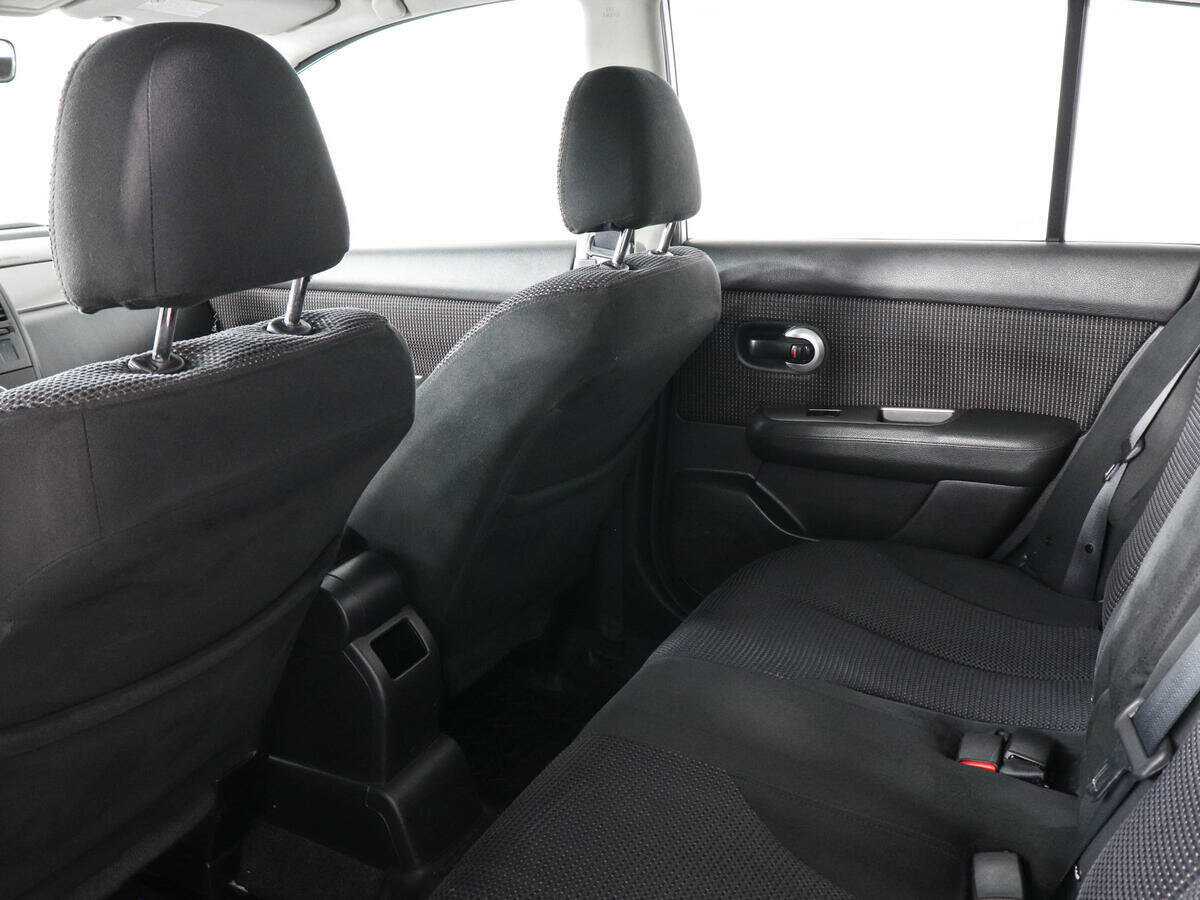 Nissan Tiida 2013 года с пробегом. Фото: #11