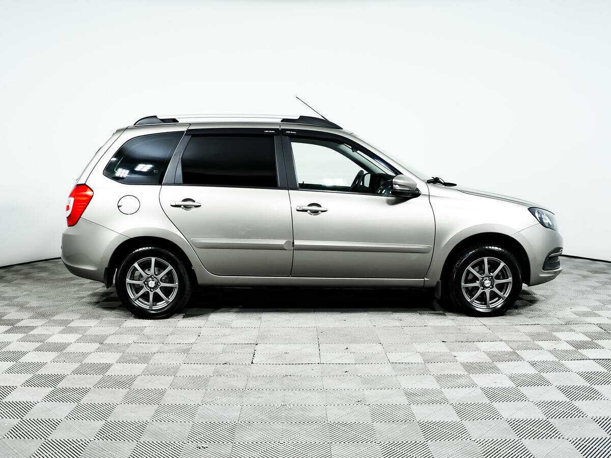 Б/У Лада (ВАЗ) Гранта 2020 года. Фото: #4