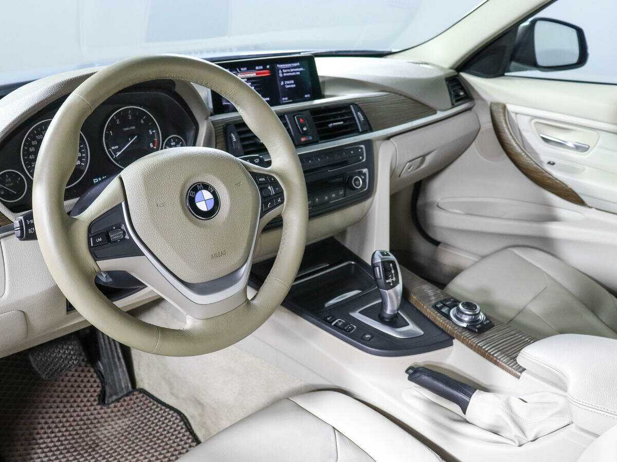 BMW 3 серии 2013 года с пробегом. Фото: #13