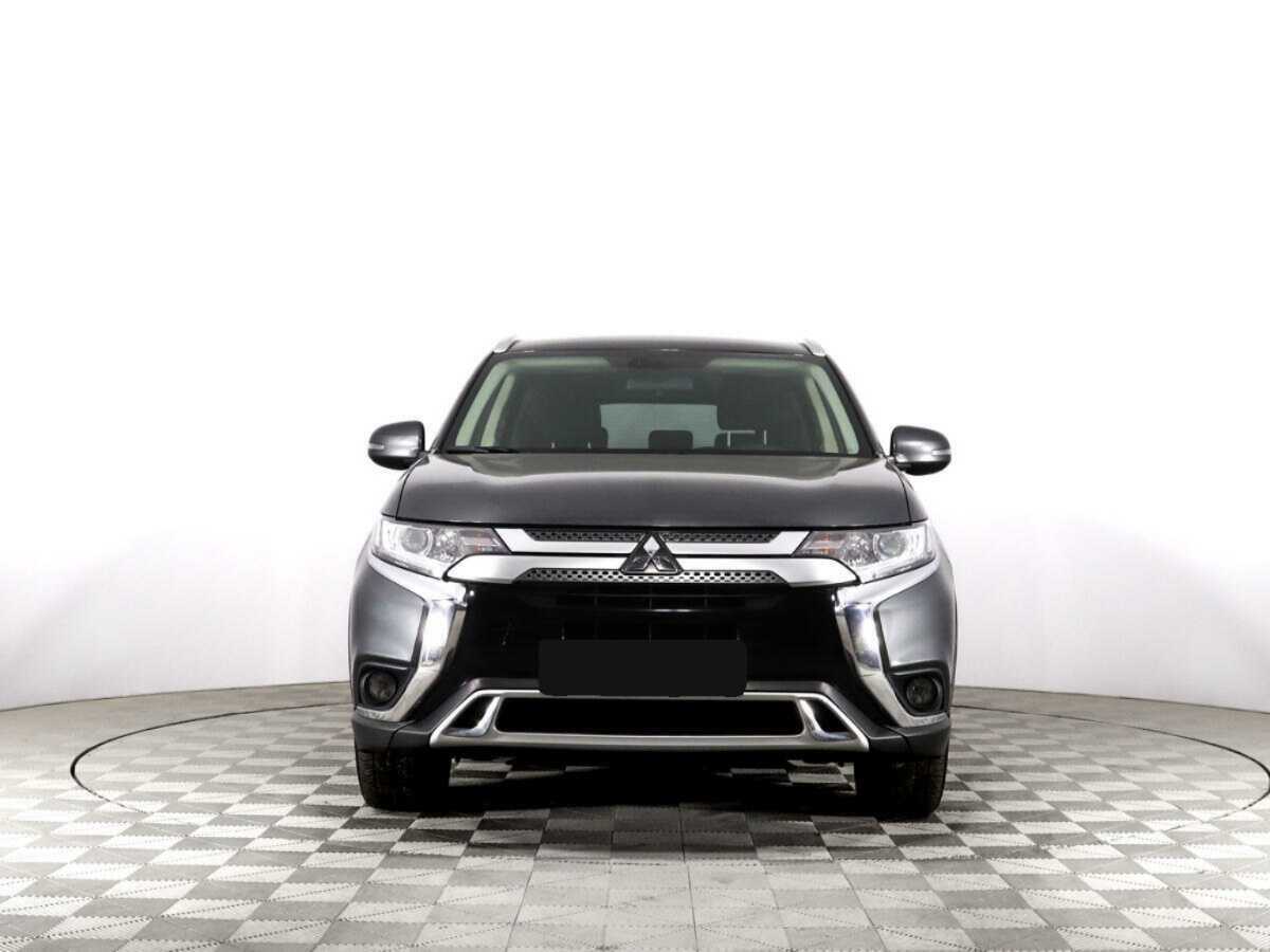 Mitsubishi Outlander 2019 года с пробегом. Фото: #1