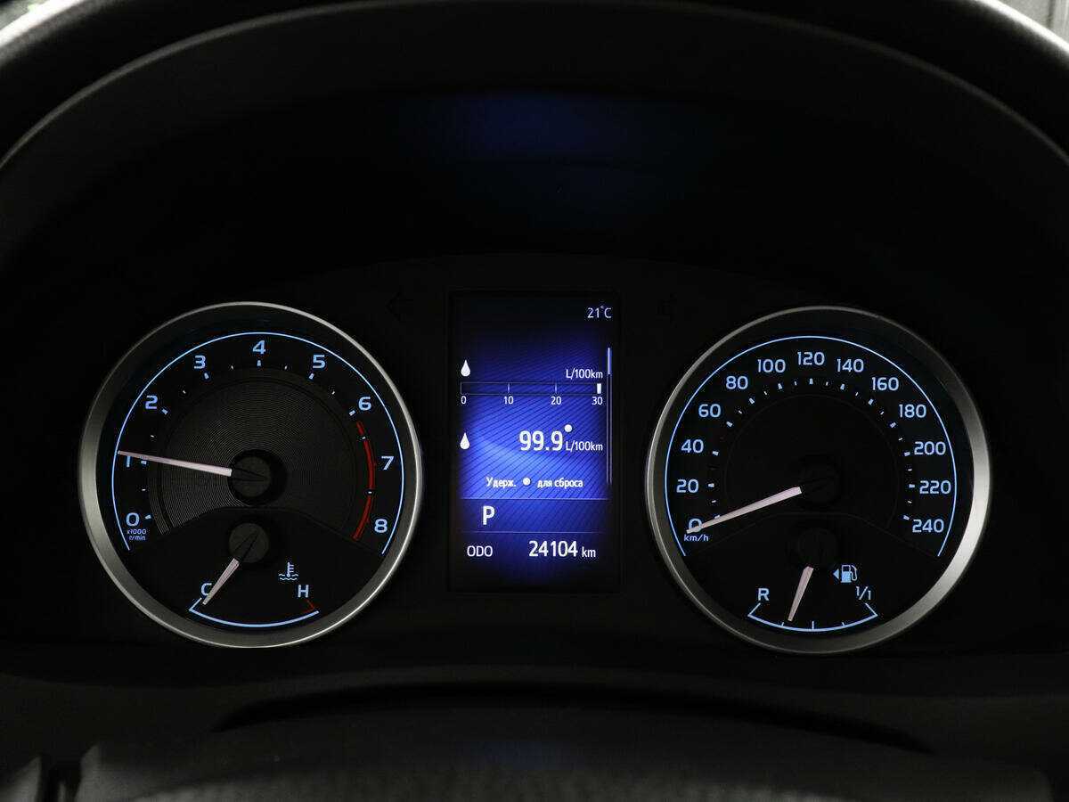 Toyota Corolla 2017 года с пробегом. Фото: #10