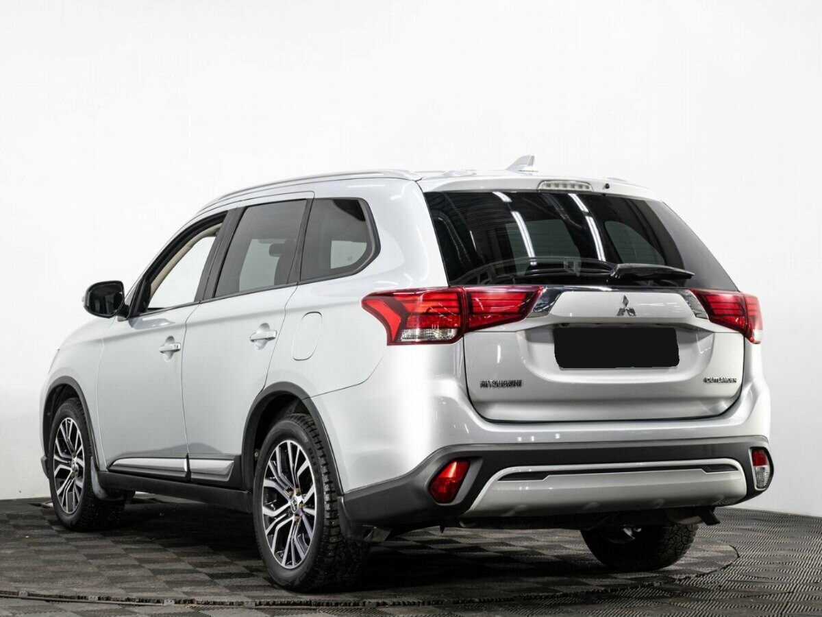 Mitsubishi Outlander 2019 года с пробегом. Фото: #5
