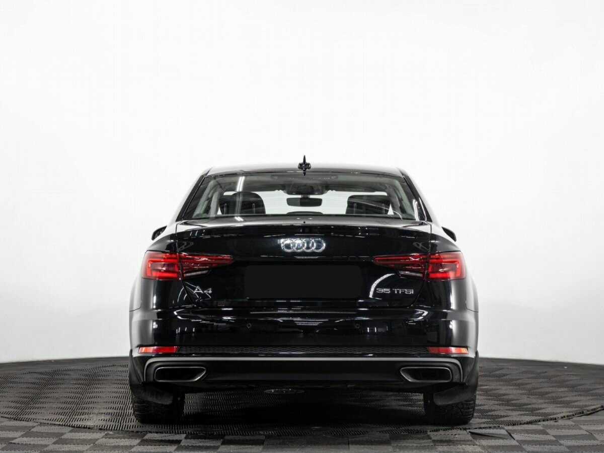 Audi A4 2018 года с пробегом. Фото: #4