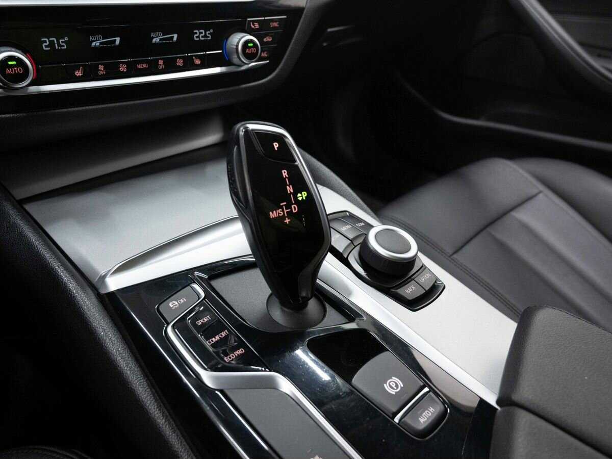 BMW 5 серии 2019 года с пробегом. Фото: #25