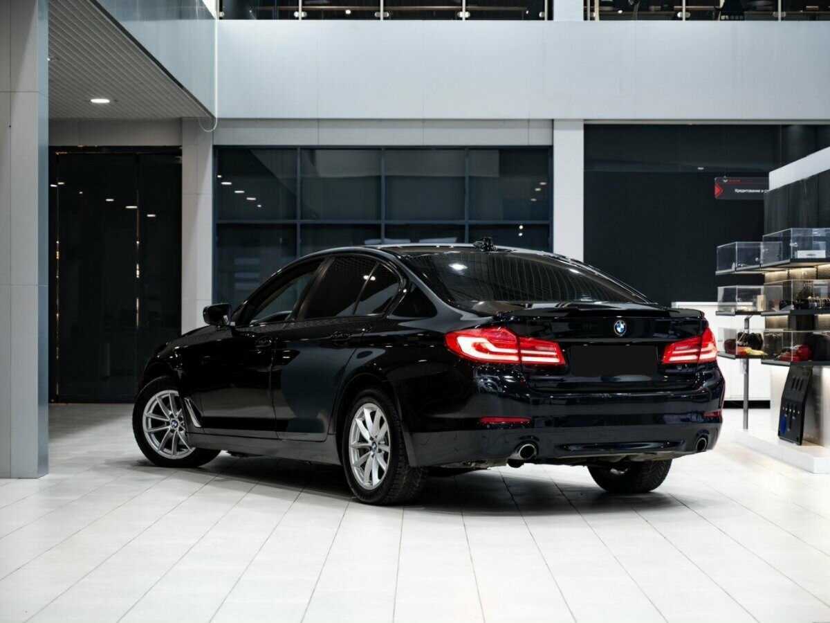BMW 5 серии 2017 года с пробегом. Фото: #5