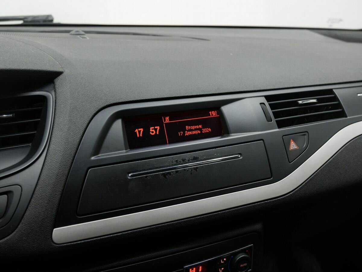 Citroen C5 2012 года с пробегом. Фото: #19