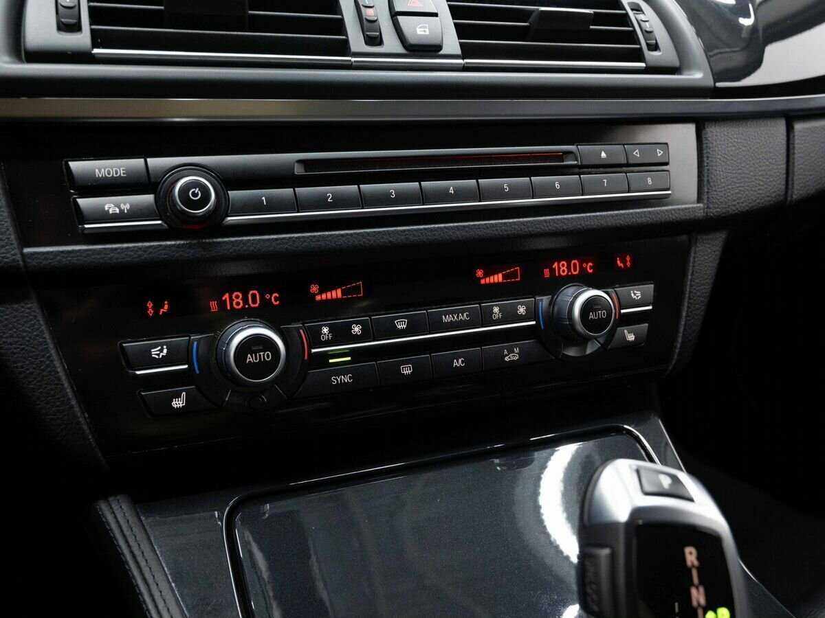 BMW 5 серии 2013 года с пробегом. Фото: #24