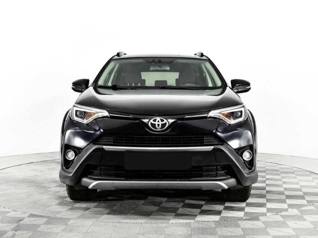 Toyota RAV4 2018 года с пробегом. Фото: #1
