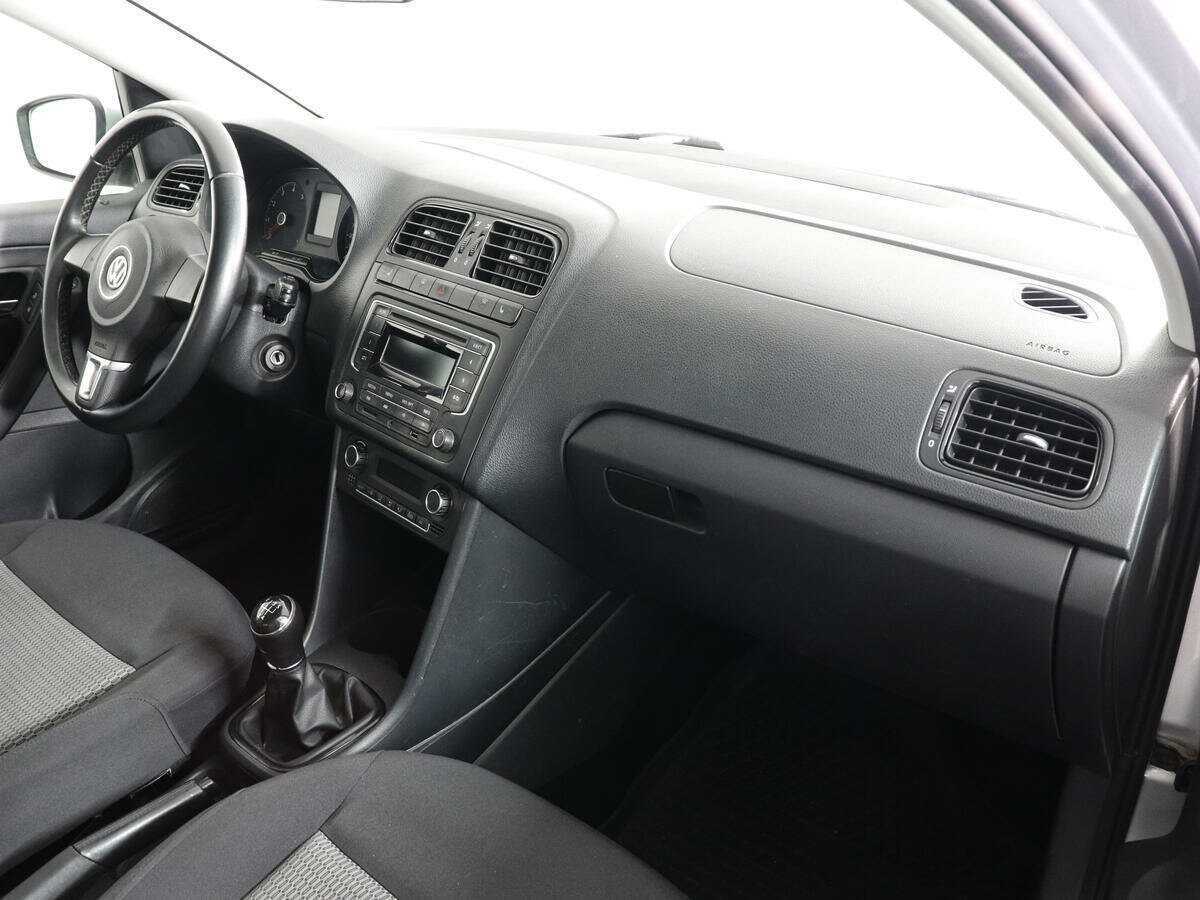 Volkswagen Polo 2015 года с пробегом. Фото: #9