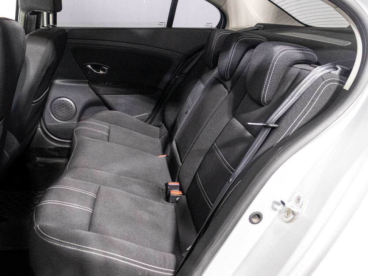 Renault Fluence 2014 года с пробегом. Фото: #9