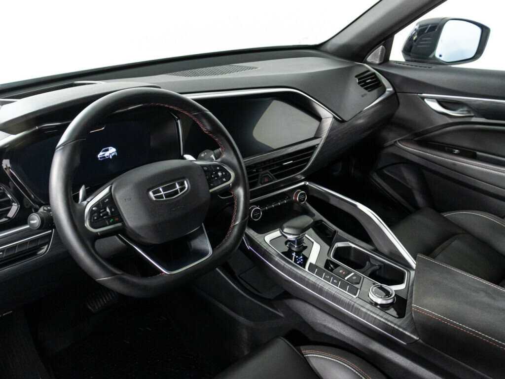 Geely Tugella 2022 года с пробегом. Фото: #10