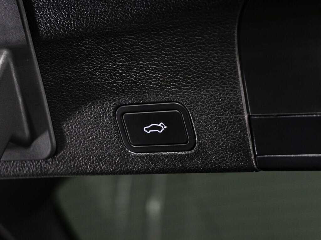 Geely Tugella 2022 года с пробегом. Фото: #14