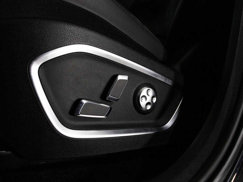 Geely Tugella 2022 года с пробегом. Фото: #19