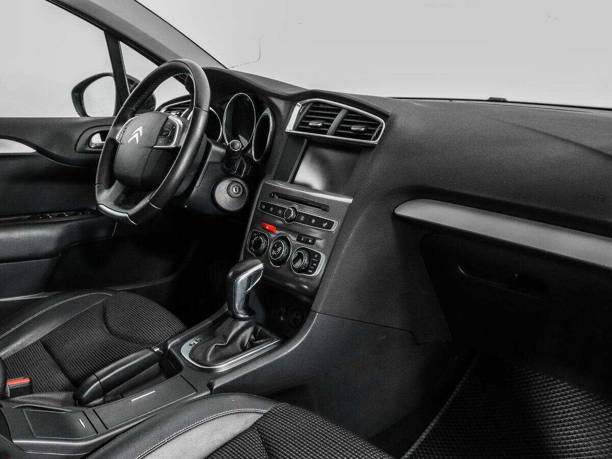 Citroen C4 2017 года с пробегом. Фото: #10