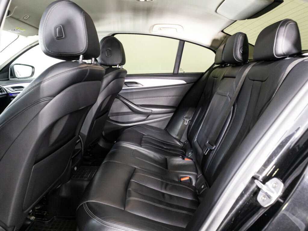 BMW 5 серии 2018 года с пробегом. Фото: #9