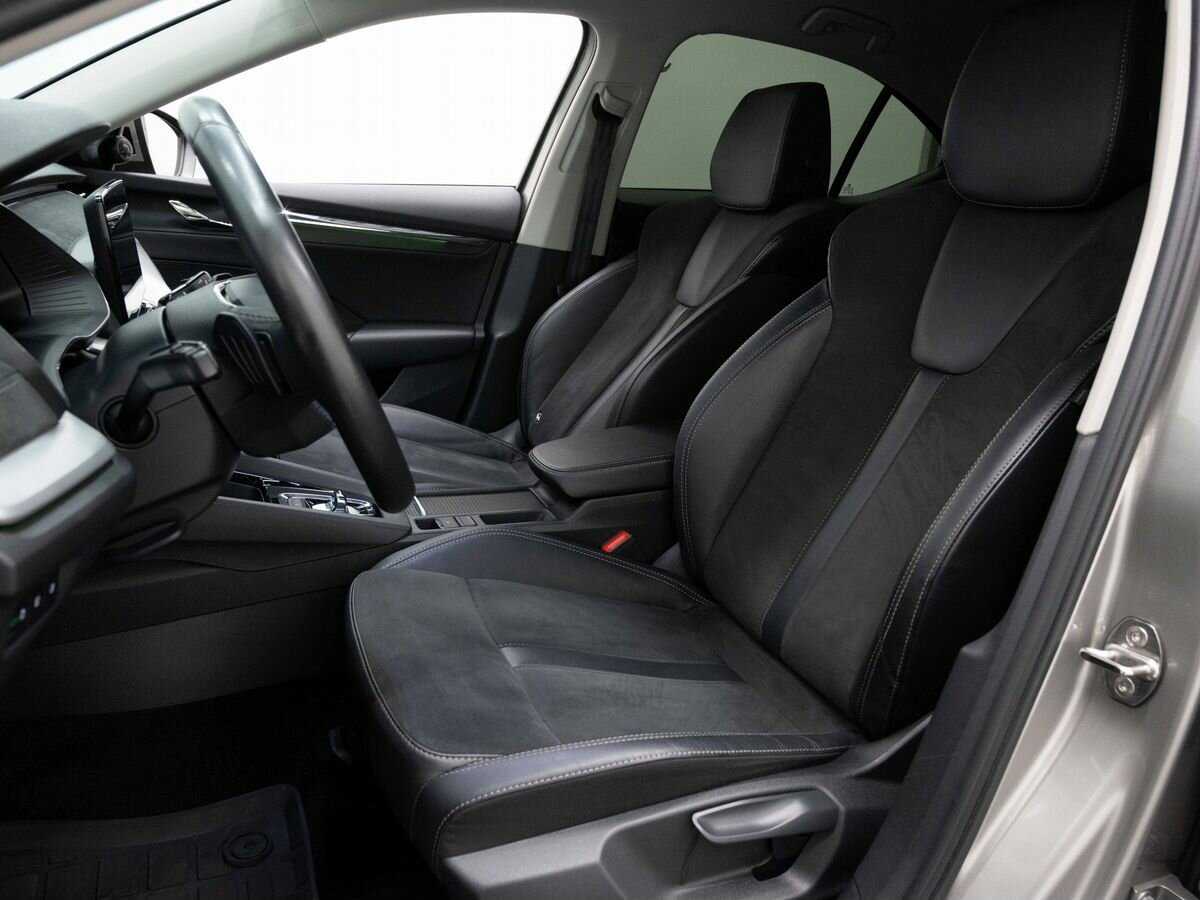 Skoda Octavia 2021 года с пробегом. Фото: #9