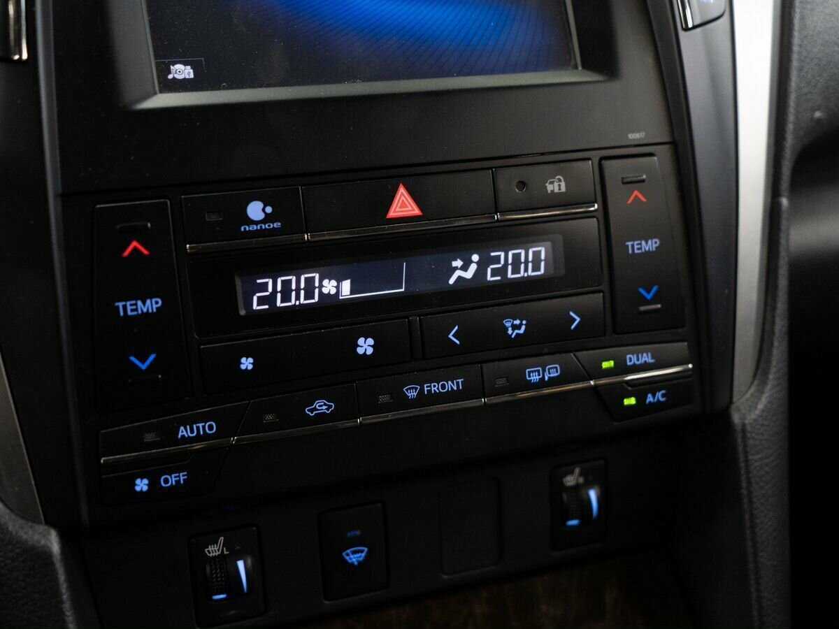 Toyota Camry 2017 года с пробегом. Фото: #10