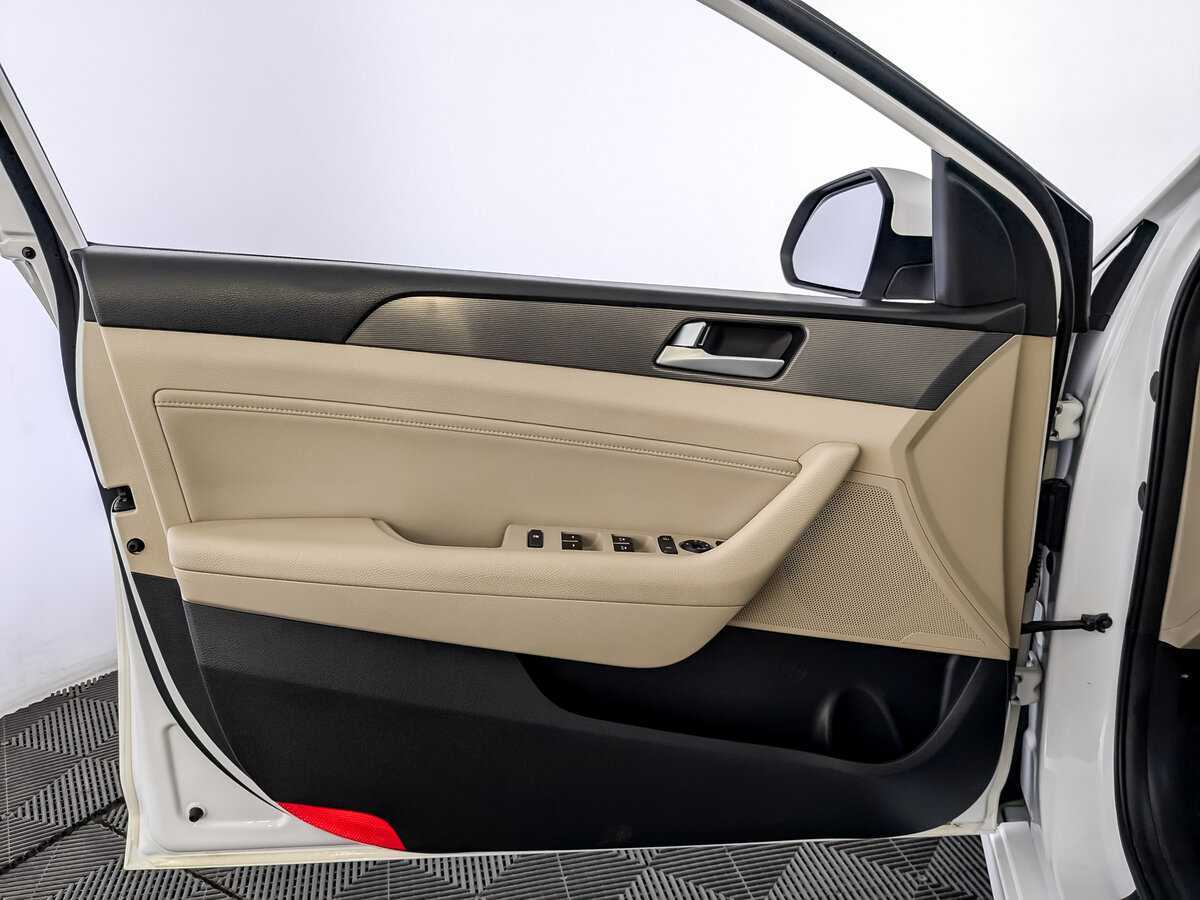 Hyundai Sonata 2018 года с пробегом. Фото: #18