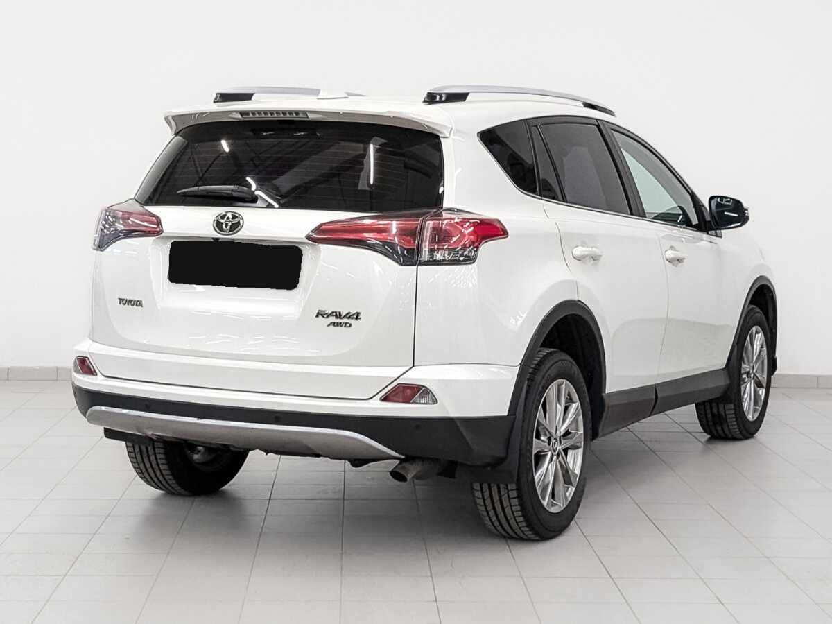 Toyota RAV4 2017 года с пробегом. Фото: #4
