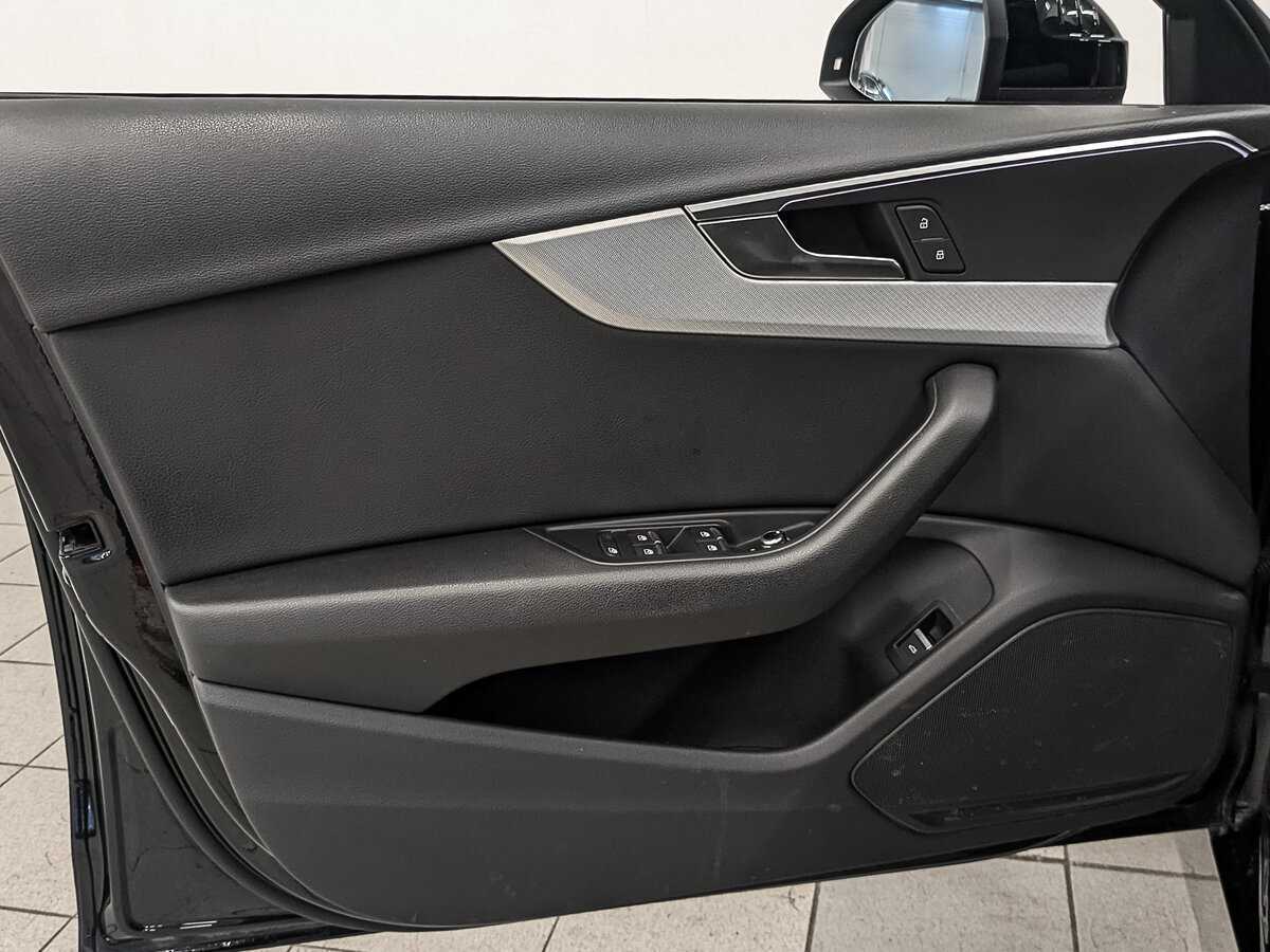 Audi A4 2018 года с пробегом. Фото: #17