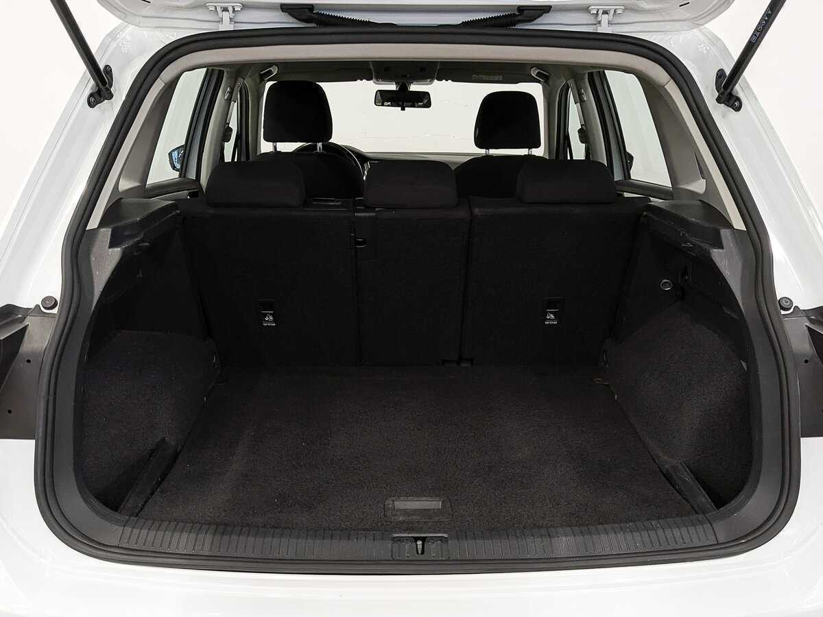 Volkswagen Tiguan 2021 года с пробегом. Фото: #9