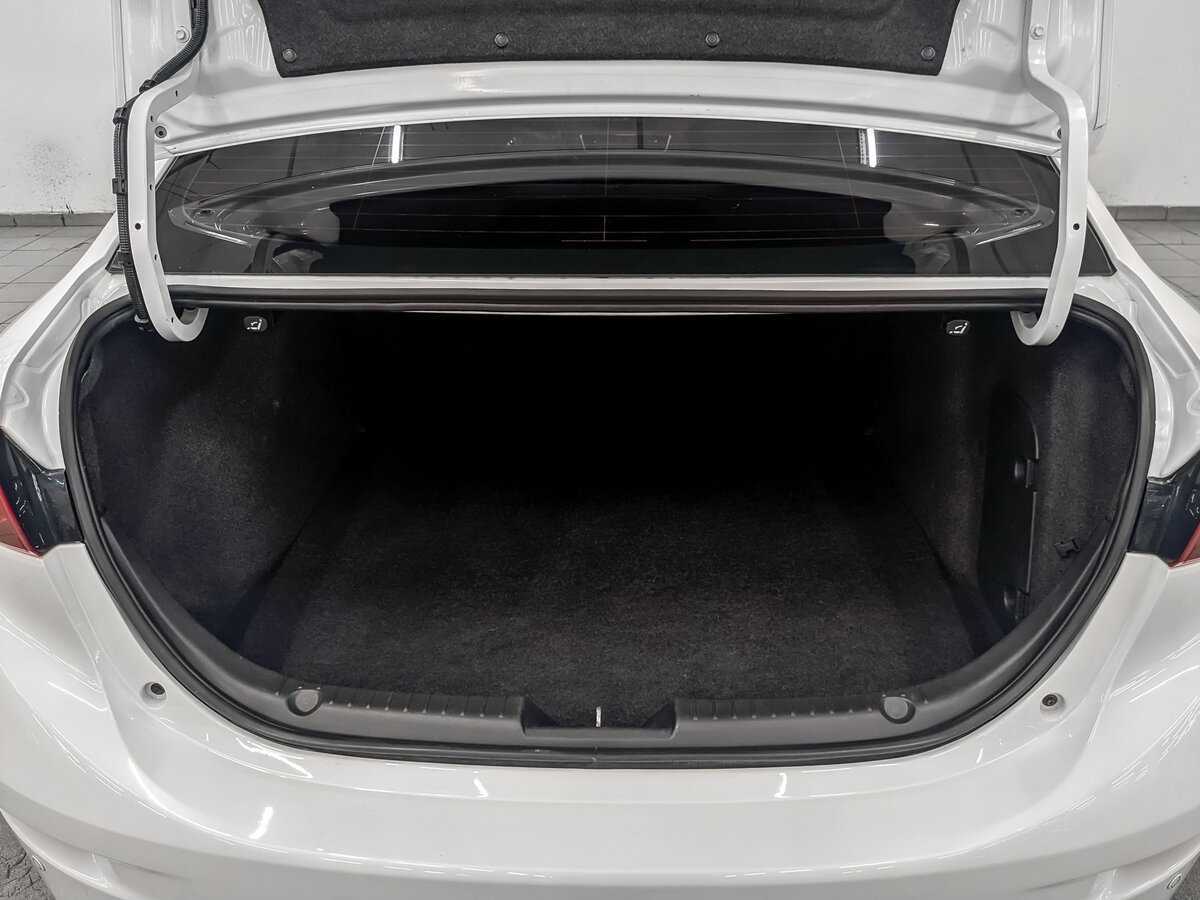 Mazda 3 2014 года с пробегом. Фото: #9