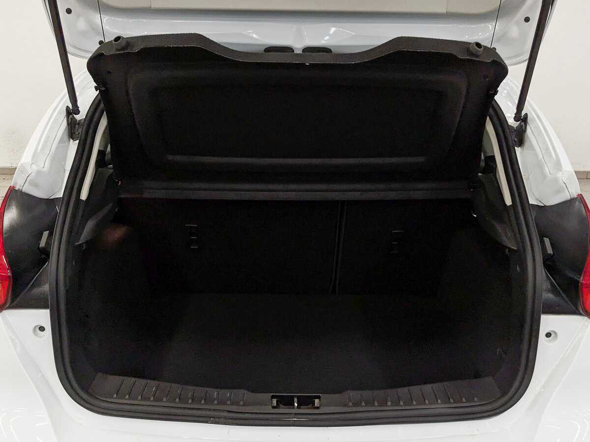 Ford Focus 2018 года с пробегом. Фото: #9